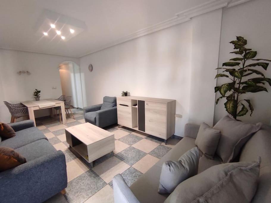 Appartement Egy Lepes A Tengerpart! La Mata (Torrevieja)